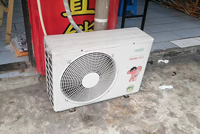 措美空调突然不制冷只吹自然风怎么办？